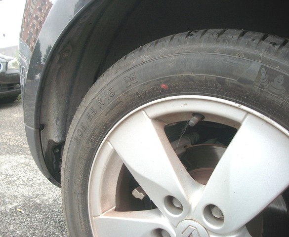 Renault Megane III... ripristino carrozzeria e....qualcos'altro 100_8713