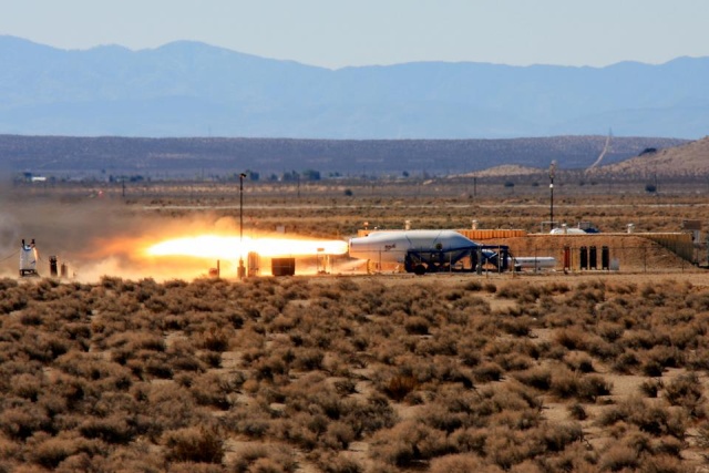 30 mars 2013 : troisième test de mise à feu réacteur SpaceShipTwo Ss2_te10