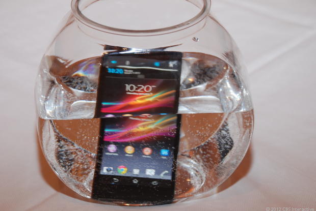 مواصفات Sony Xperia Z هاتف ضد الماء من سوني Xperia12