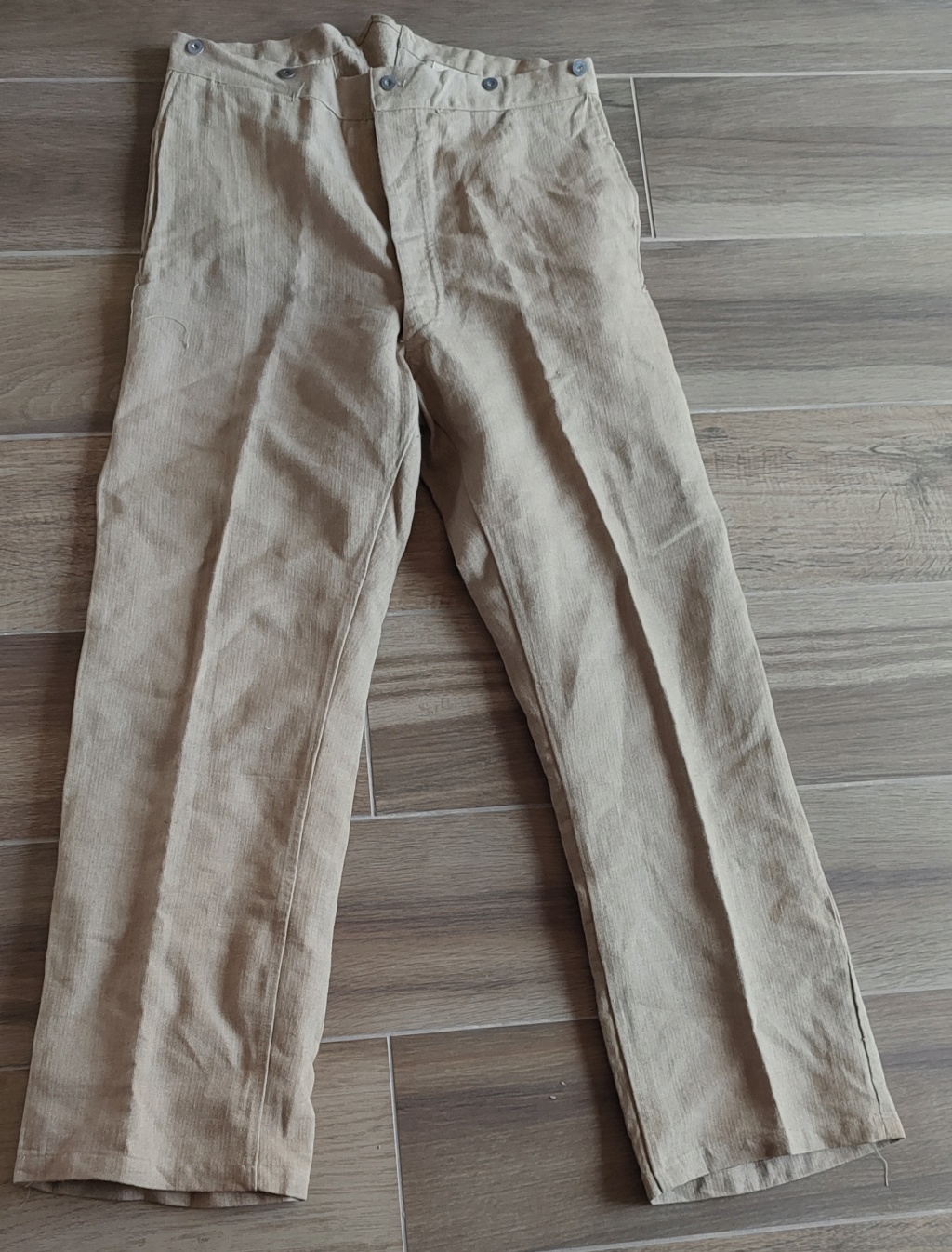 Question pantalon bourgeron WW2  Img_1501