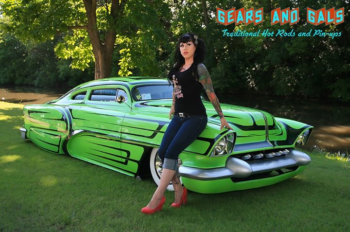 hot rod, custom and classic car babes - Page 5 10982010