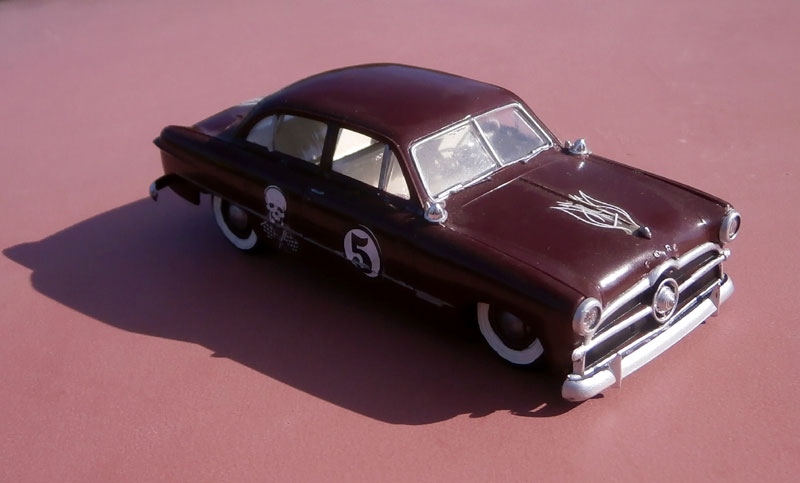 '49 Ford Tudor - Table top Series - American Stock car - 1:32 scale - Pyro P8040035