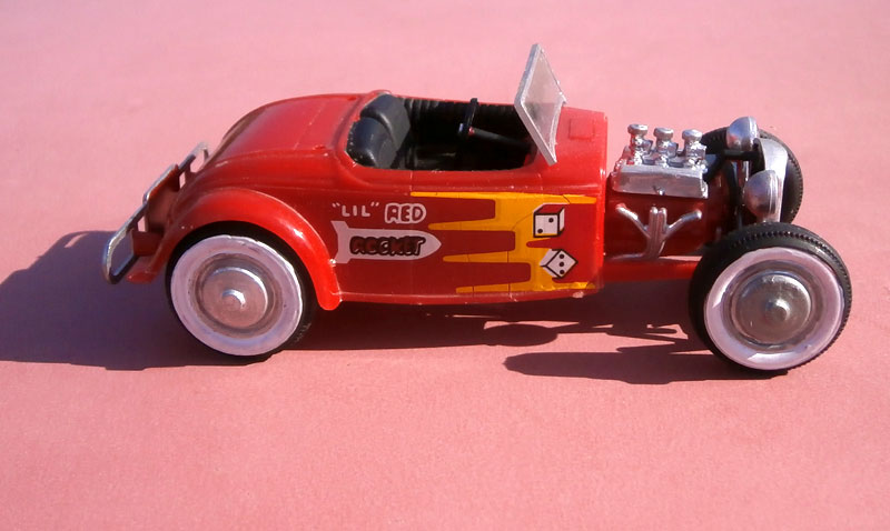 1932 Ford Deuce - The Roadster -  Hot rod - 1:32 scale - Monogram P8040056