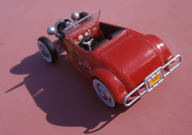1932 Ford Deuce - The Roadster -  Hot rod - 1:32 scale - Monogram P8040058
