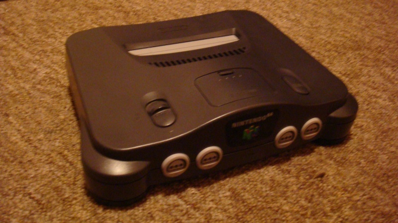 Nintendo 64  Dsc03128