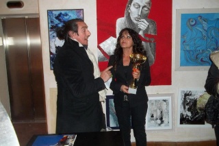 guido carlucci con  l'artista vera seri 58230310