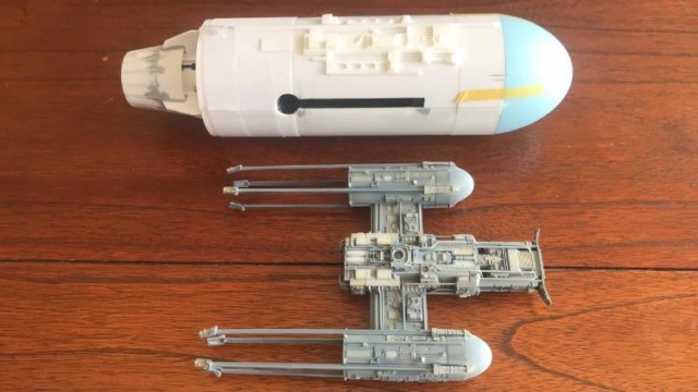 Y-wing 1/24 Gold 2 - Page 3 Img_1110