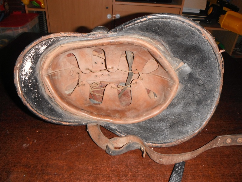 Ancien casque en cuir à identifier Dscf5412