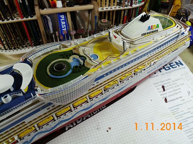 Revell 5200 - Aida Luna 1/400 - Fertig - Seite 7 210