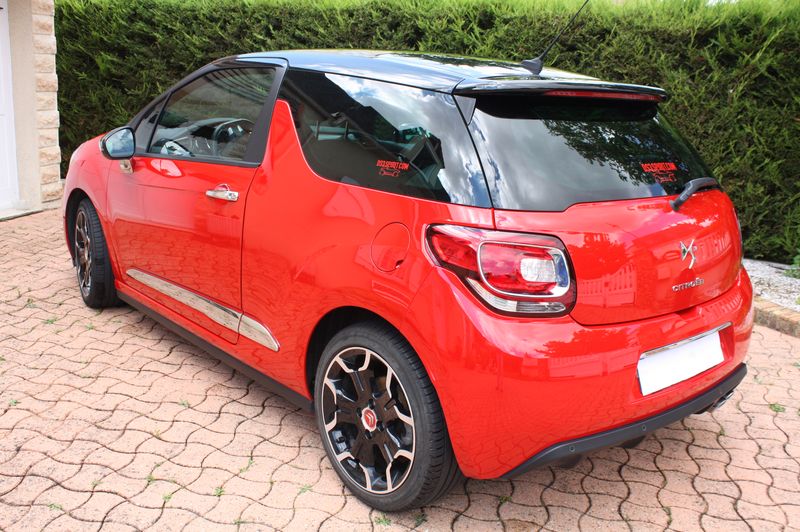 Vend DS3 E-HDI 110 Sport Chic rouge Aden toit Onyx  Img_5516