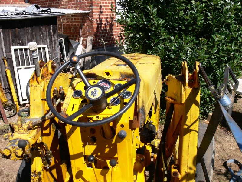 remise en état d'un tractopelle massey 3305 P1220510