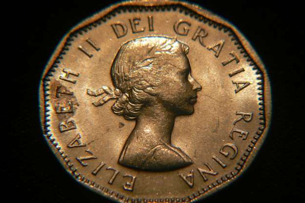 1961 - Coin Fendillé (Die Crack) de la Queue au Listel (DB Bvr's Tail to Rim) 220-4010