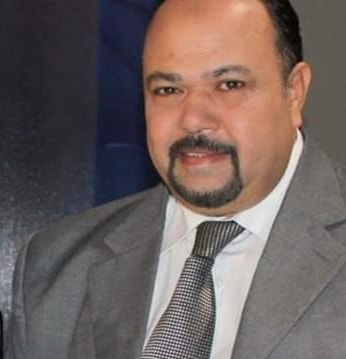 الإعلان عن بدء الدراسه هل هو تكتيك فقط لجمع المصروفات الدراسية ثم اغلاق المدارس ؟ 02335