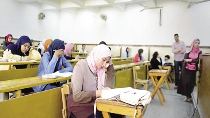 مواعيد بدء امتحانات البكالوريوس والليسانس بالجامعات "جميع الكليات" 11876