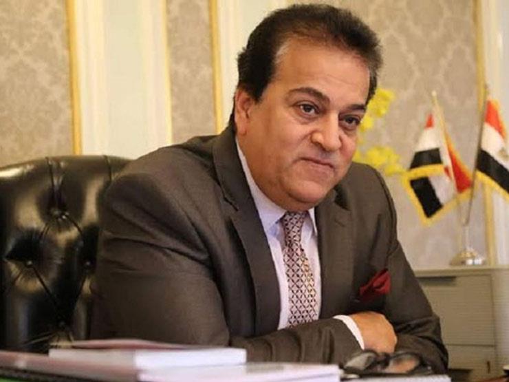عبدالغفار: أماكن بالمرحلة الثانية للتنسيق في كليات الطب 2021_815