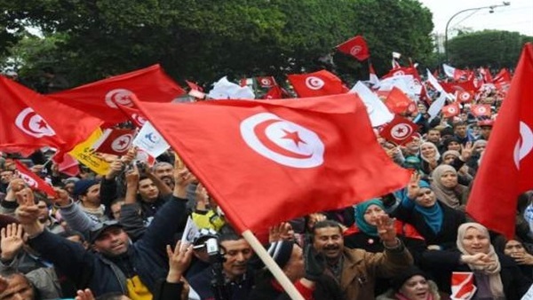 عاجل.. مظاهرات عارمة لمعلمي تونس للمطالبة بزيادة المرتبات 53510