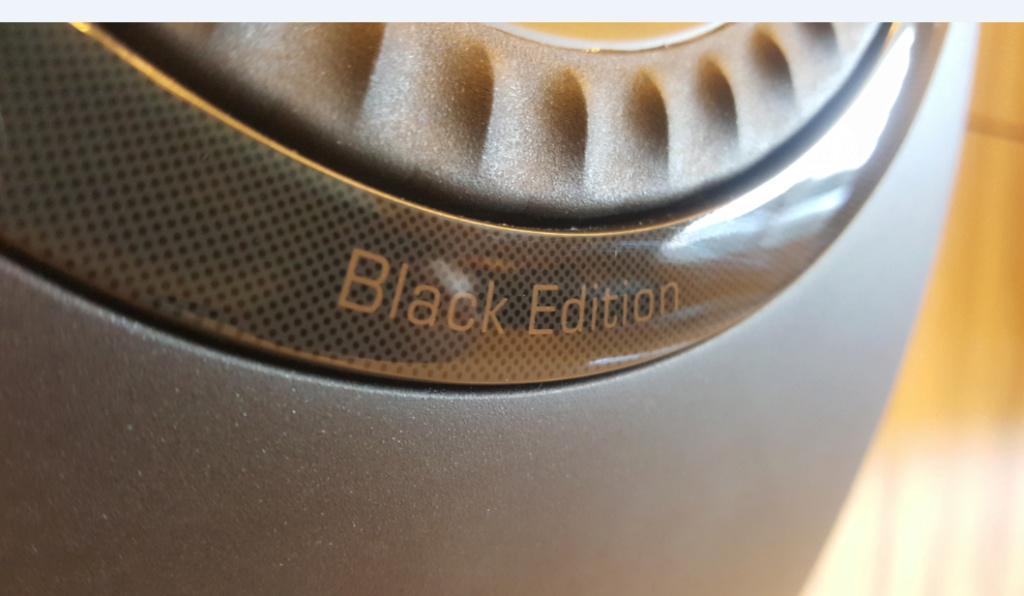 KEF LS50 Black Edition + Original Stand (sold) Ls50_f10