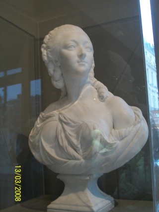 A vendre: bustes de Marie Antoinette? Photo310