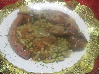 Manchons et cuisses de canard. saucisses de porc aux flageolets.+ photos. Mancho10