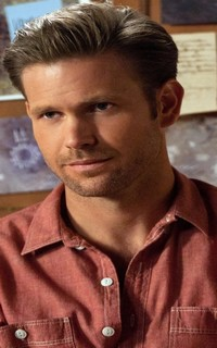 Alaric Saltzman {Matthew Davis} 1511