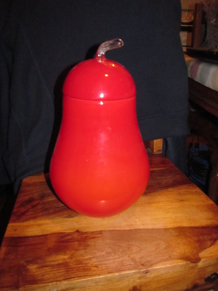 Big red pear shape vase/jar with lid - help needed  Rsz_im14
