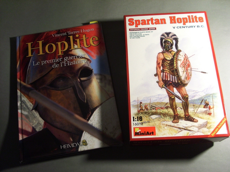 Hoplite de Sparte MiniArt 1/16 :: Spartan Hoplite MiniArt 1:16  Sl379417