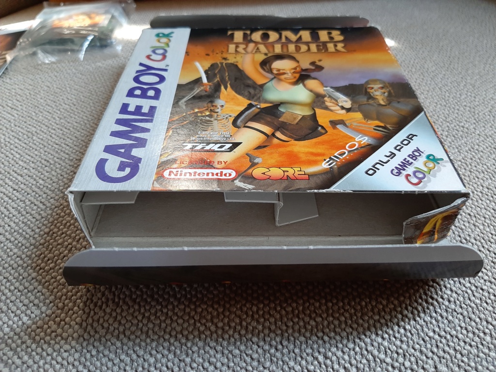 Doute sur authenticité boite de jeu Tomb Raider Game Boy Color 20200310