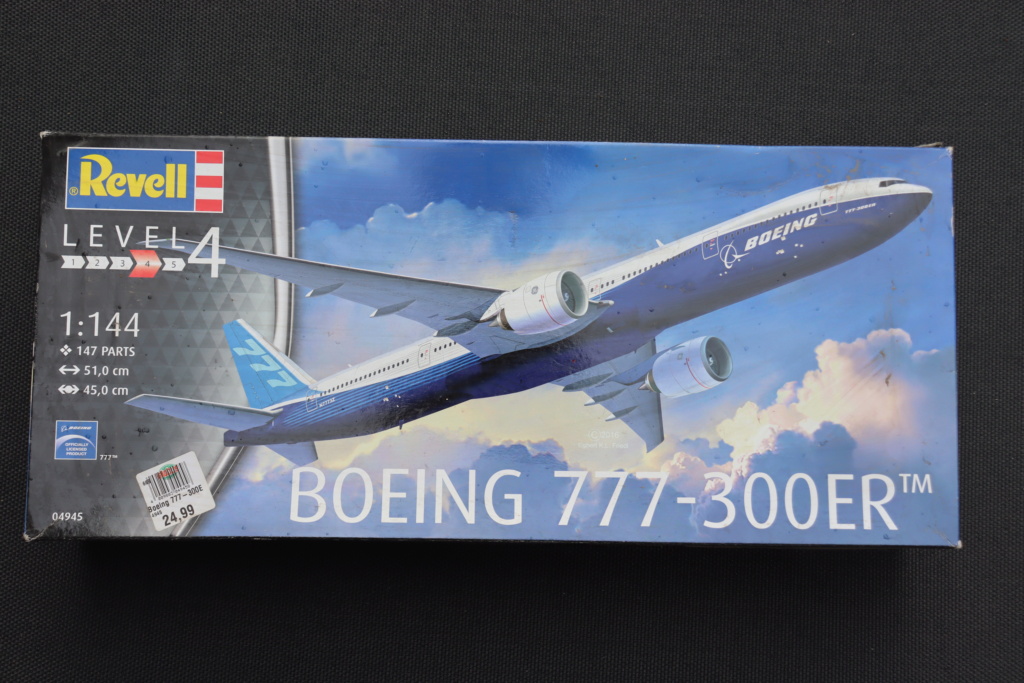 BOEING 777-328 ER ( REVELL + F DECAL -1/144) Img_2229