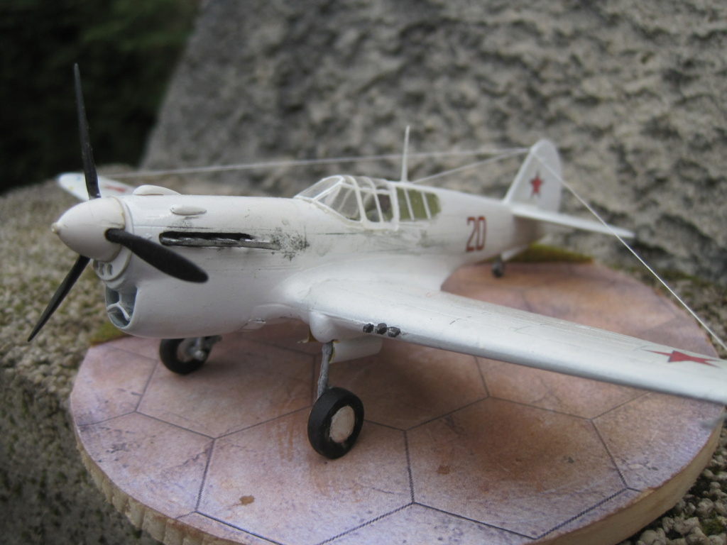 1/48   Curtiss P40-E Klimov  Hasegawa/Brengun Fini. Img_5511