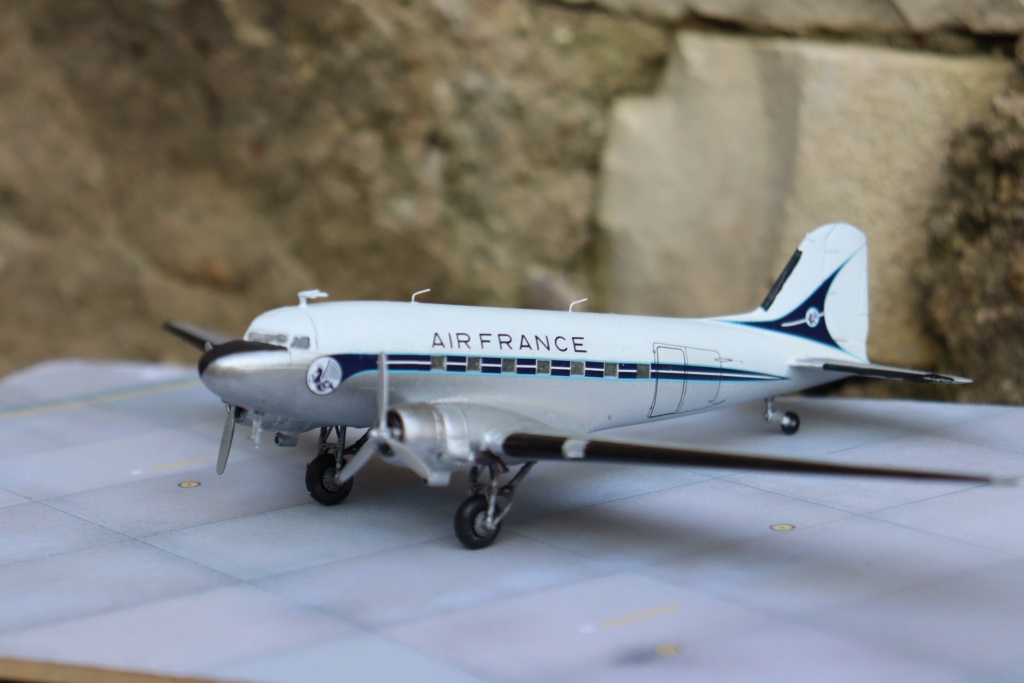 *  1/144 Fil rouge 2019 : DC3/C47 AIR FRANCE       (KARAYA ) - Page 2 Img_9322