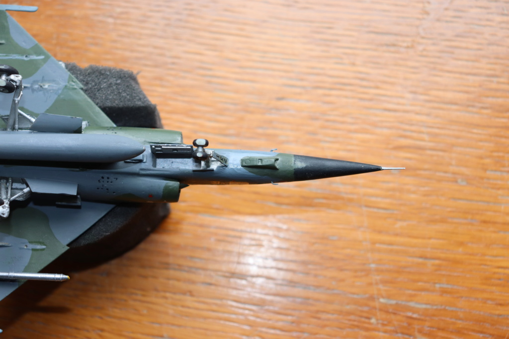 1/72 Mirage F1 CT HELLER + Spécial hobby  Img_9561