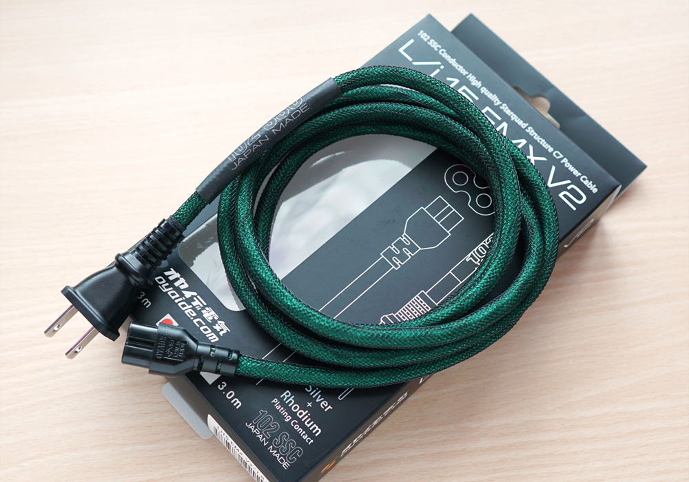 [SOLD] Oyaide L/i15 EMX V2 Power Cable (C7 Type / 1.8 meter) Oyaide10