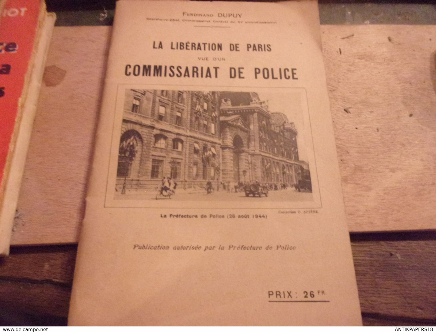 la liberation de paris vue d'un commissariat de police de du Aaabbb10
