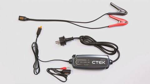 Chargeur CTEK MXS5.0 12v 0.8A & 5A auto moto pour batteries AGM GEL Liquide