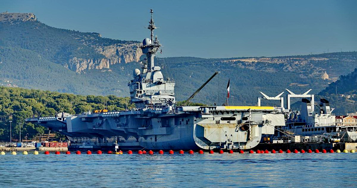 [Les ports militaires de métropole] Port de Toulon - TOME 2 - Page 7 _co15328