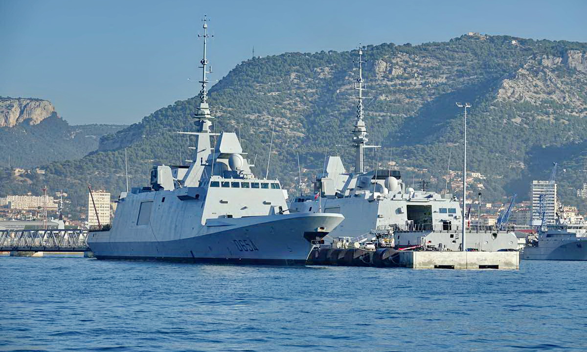 [Les ports militaires de métropole] Port de Toulon - TOME 2 - Page 7 _co15671