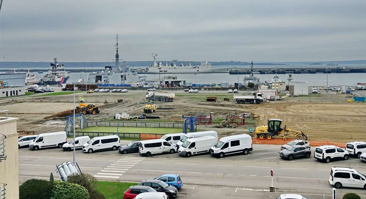 [Les ports militaires de métropole] Port de BREST - TOME 3 - Page 30 _co20488