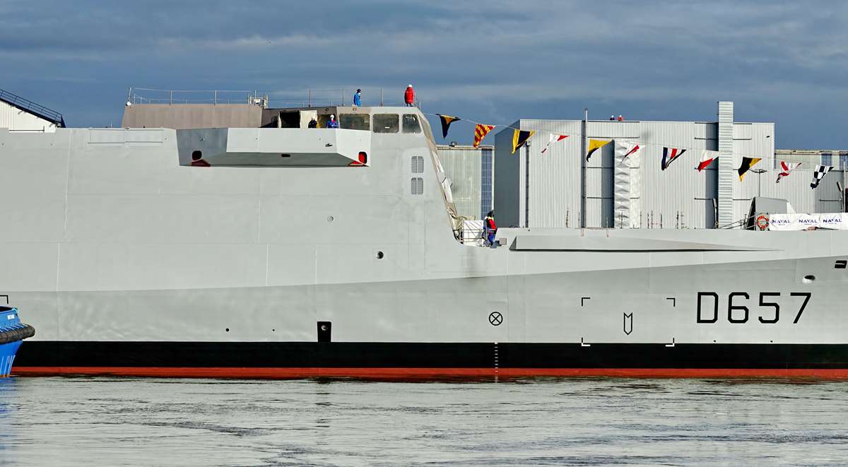 FREMM Lorraine (D657) - Page 2 Dsc00382