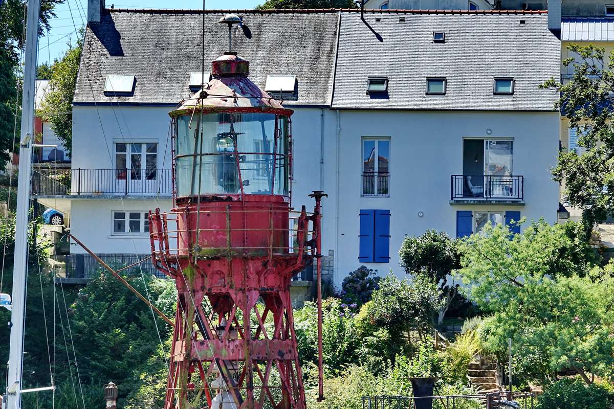 [Vie des ports] LE PORT DE DOUARNENEZ - Page 7 Dsc05475