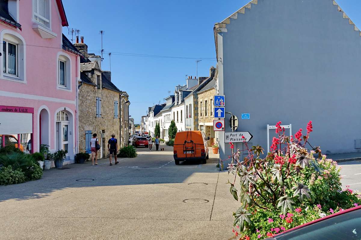 [Vie des ports] Etel d'aujourd'hui et son histoire de la pêche au thon - Page 2 Dsc06891