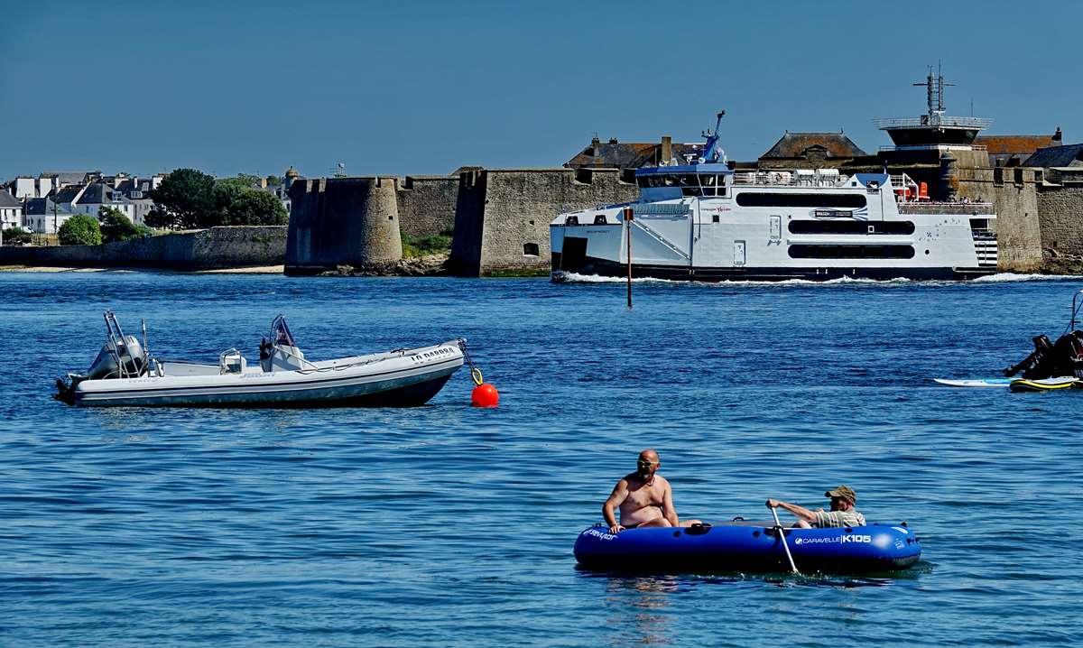 [Vie des ports] LE PORT DE LORIENT VOLUME 003 - Page 33 Dsc09334