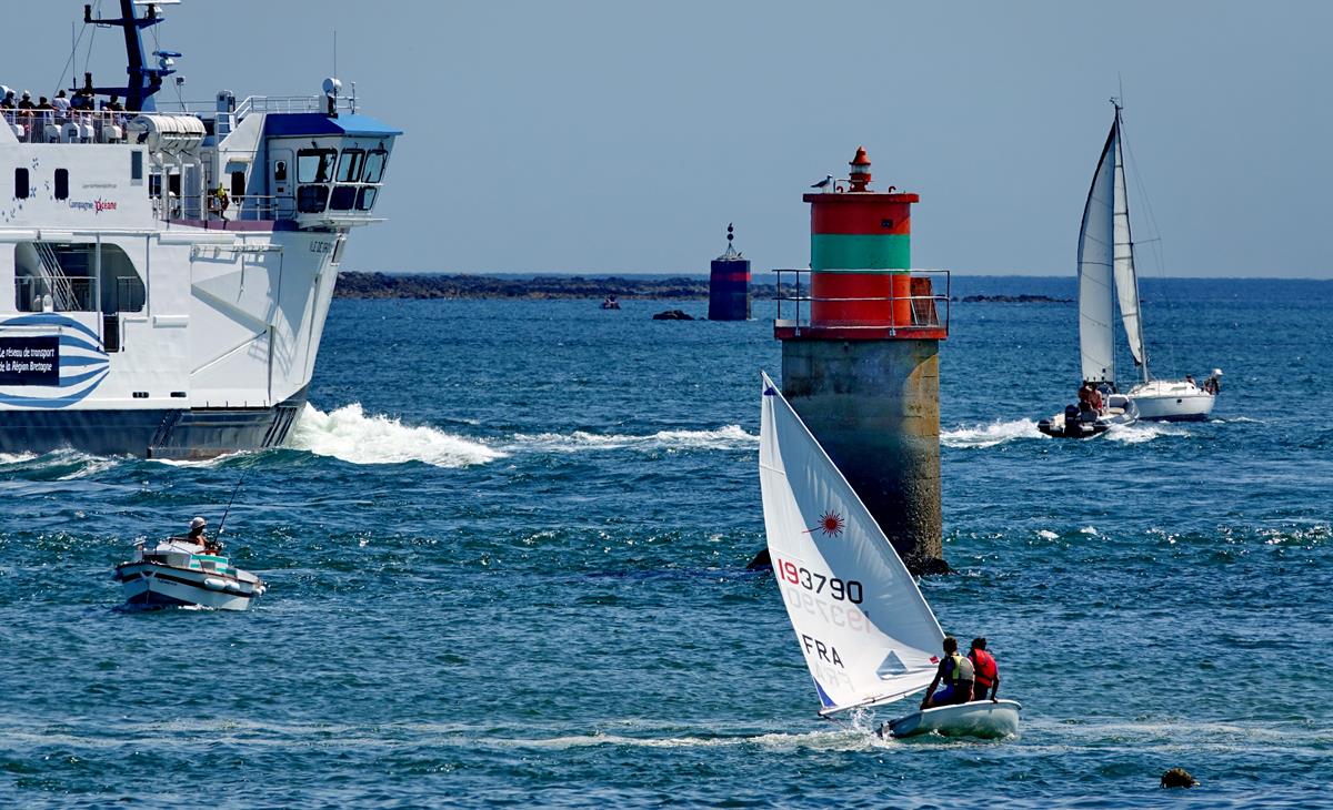 [Vie des ports] LE PORT DE LORIENT VOLUME 003 - Page 10 Larmor44