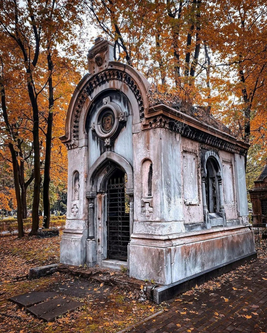 Новодевичье кладбище в Петербурге  Phot3301
