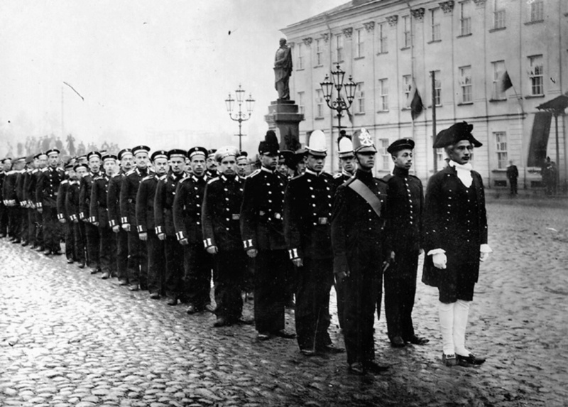 Фотохроника жизни Санкт-Петерурга - Петрограда - Ленинграда сквозь года и столетия - Страница 2 Phot4044