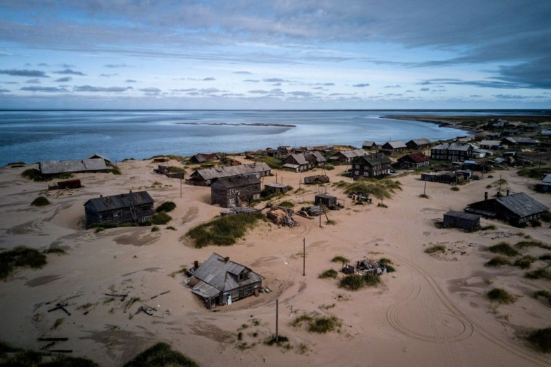 Фоторепортаж из деревни Шойна, погребённой в песках на побережье Белого моря. Phot5393