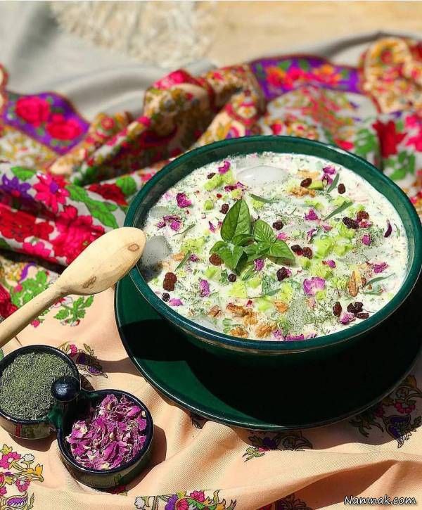 Вода пахта огурец (Абдук хиар) — это простое традиционное иранское блюдо, которое очень сытно и вкусно в жаркие летние дни и ночи.  Phot6622