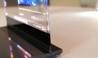 Lenovo показала ноутбук с полностью прозрачным дисплеем Phot8508