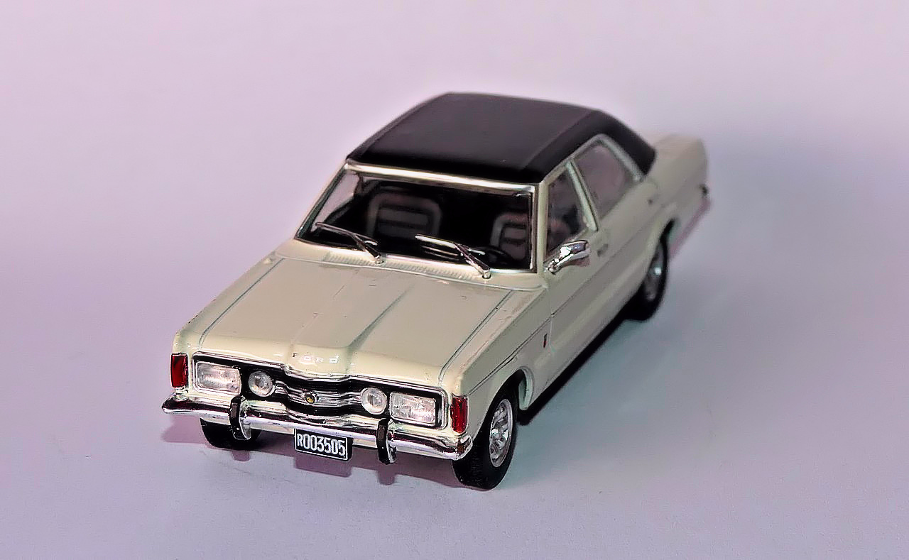 Ford Taunus GXL (1974) Echelle : 1/43 SALVAT Autos Inolvidables. P1010388