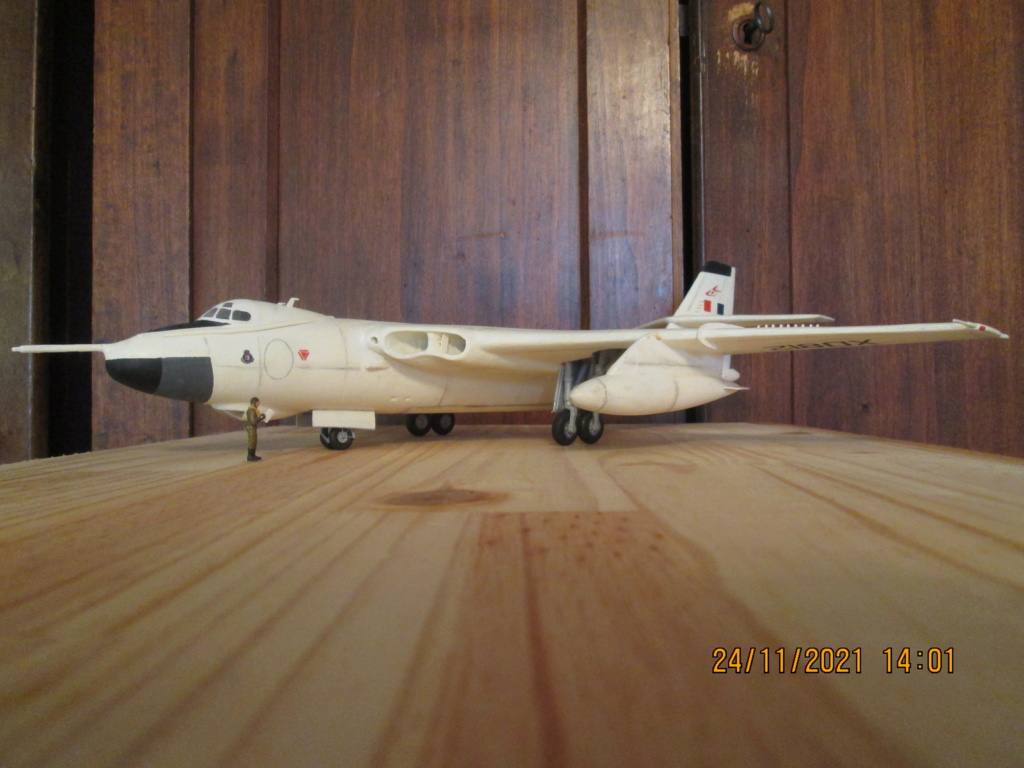  1/72   Vickers Valiant   Mach 2  Img_7229