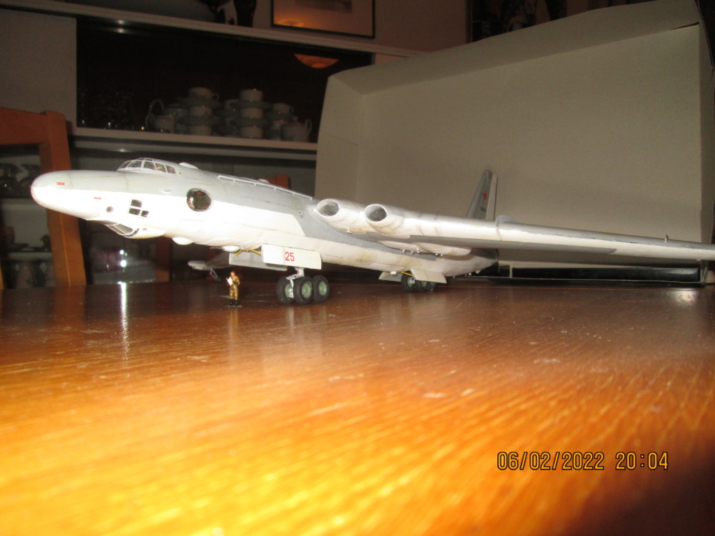 * 1/72 Myasischev Bison AMODEL - Page 3 Img_7435